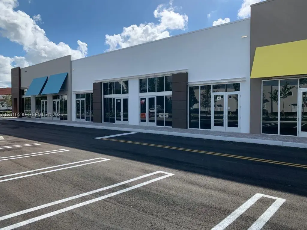 4 of 24 - 10890 Nw 17th Street #121, Sweetwater, FL