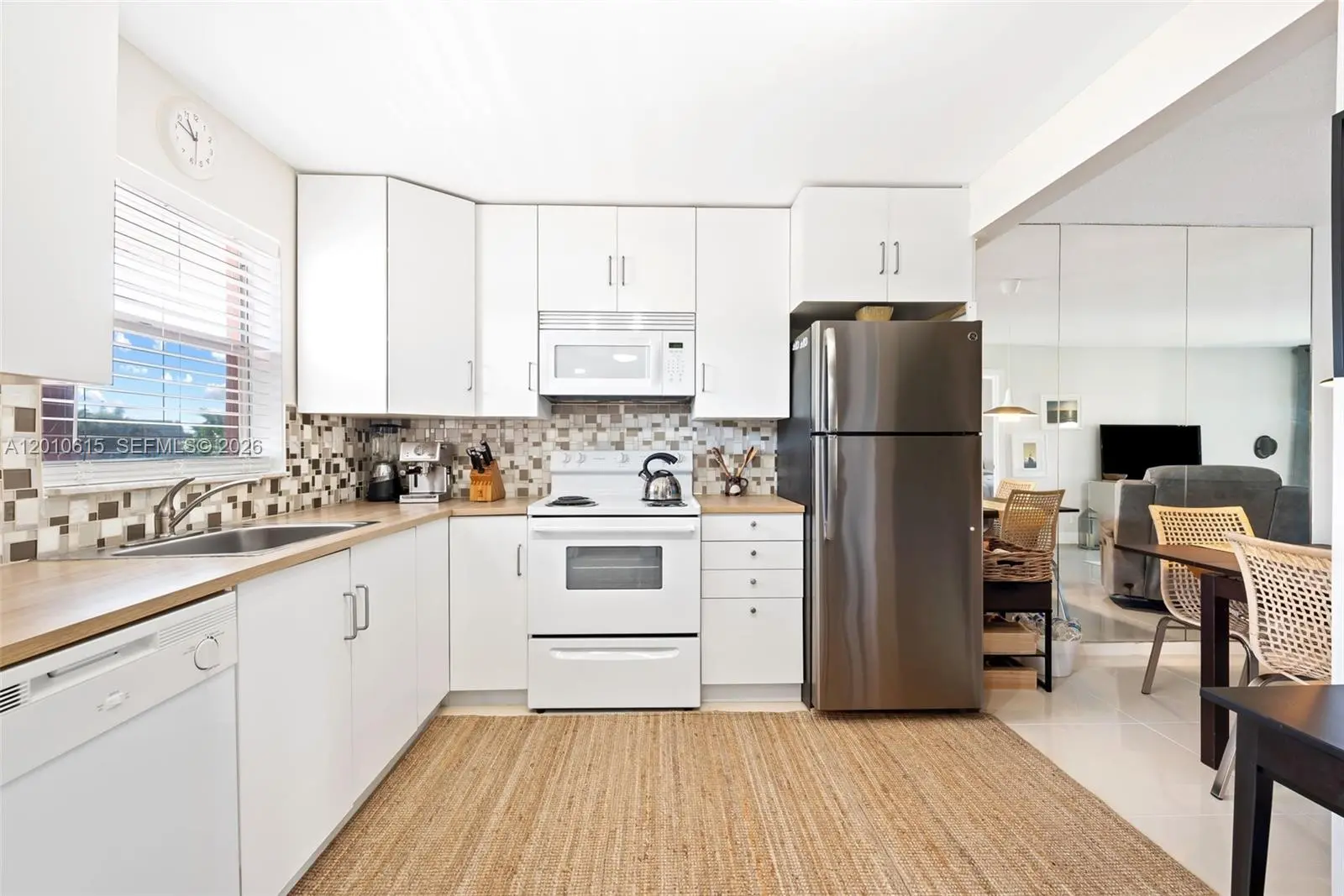 4 of 16 - 9421 Sunrise Lakes Boulevard #208, Sunrise, FL
