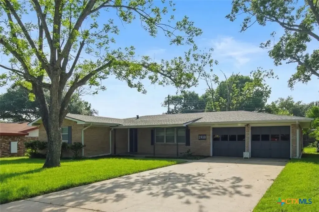 2410 Robin Road, Temple