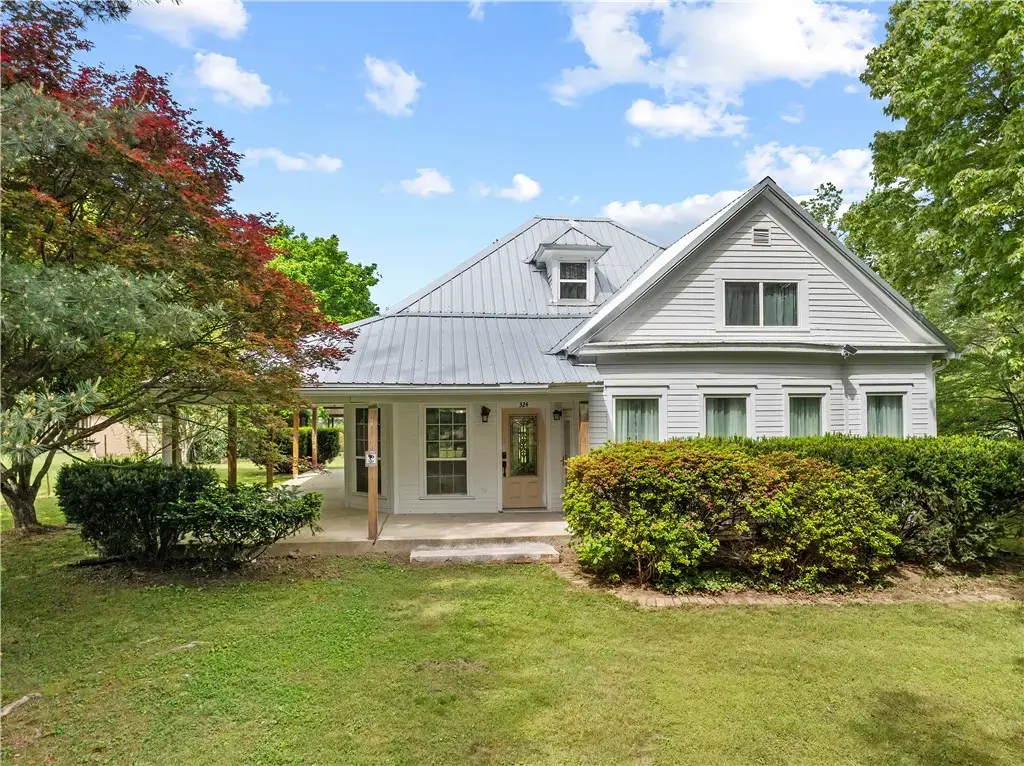 324 N Cherry Street, Harrison