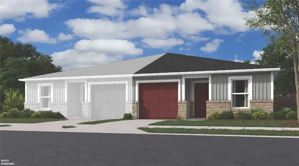 412a W Cloud Drive, Siloam Springs