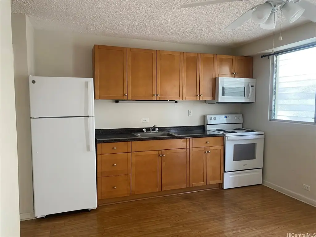 2407 Tusitala Street # 304, Honolulu