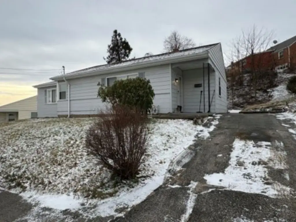 318 Dersam Street , Port Vue