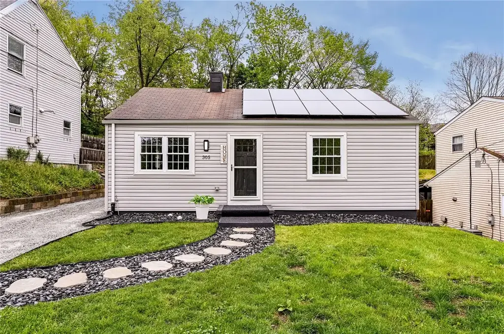 305 Victoria Drive, Monroeville