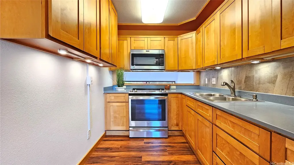 6133 Summer Street # 6133b, Honolulu