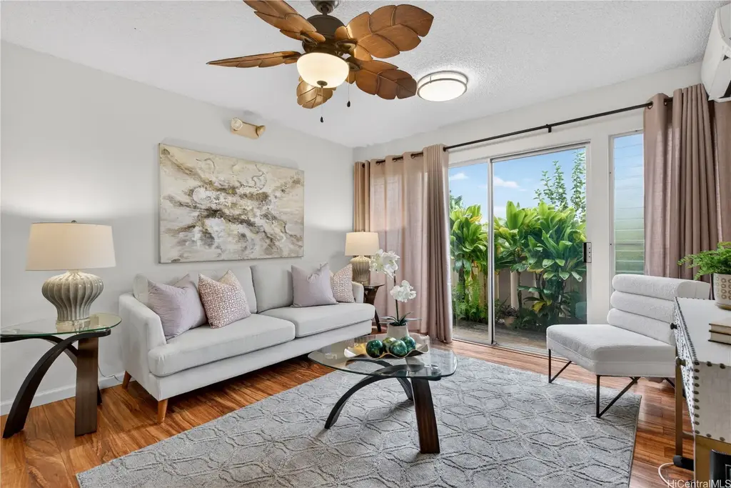 95-1050 Makaikai Street # 18d, Mililani