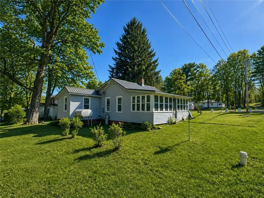 24123 Bloomfield Drive, Canadohta Lake