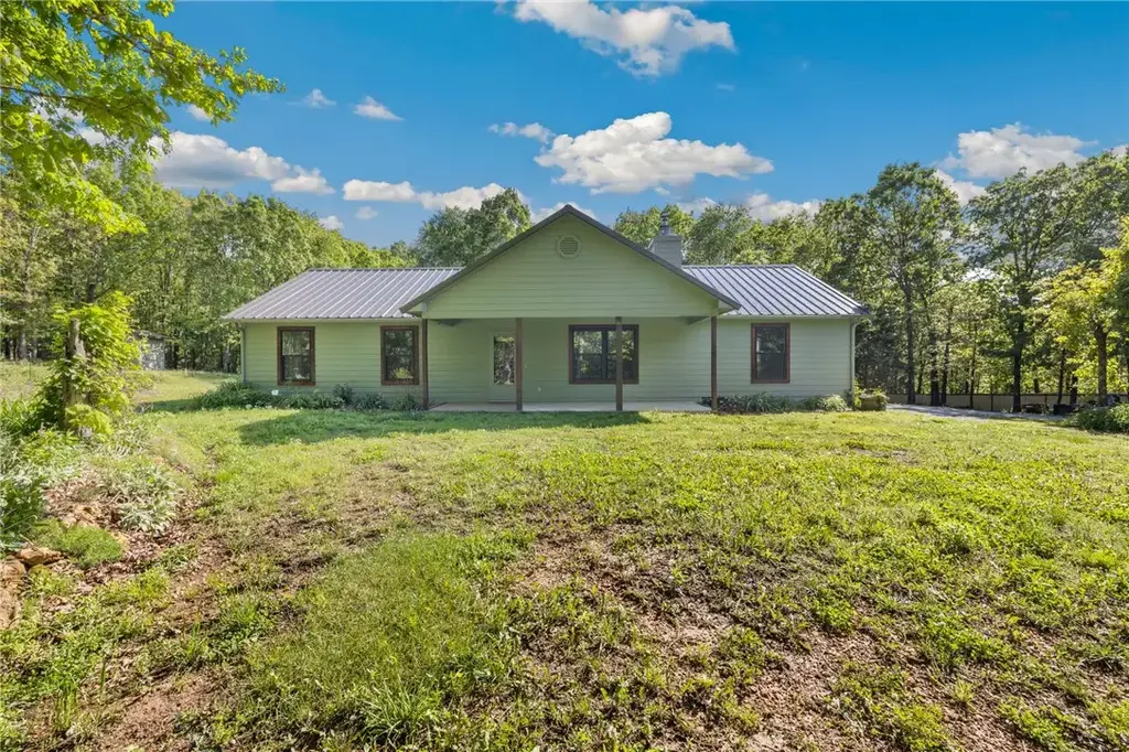 17211 Hwy 102, Decatur