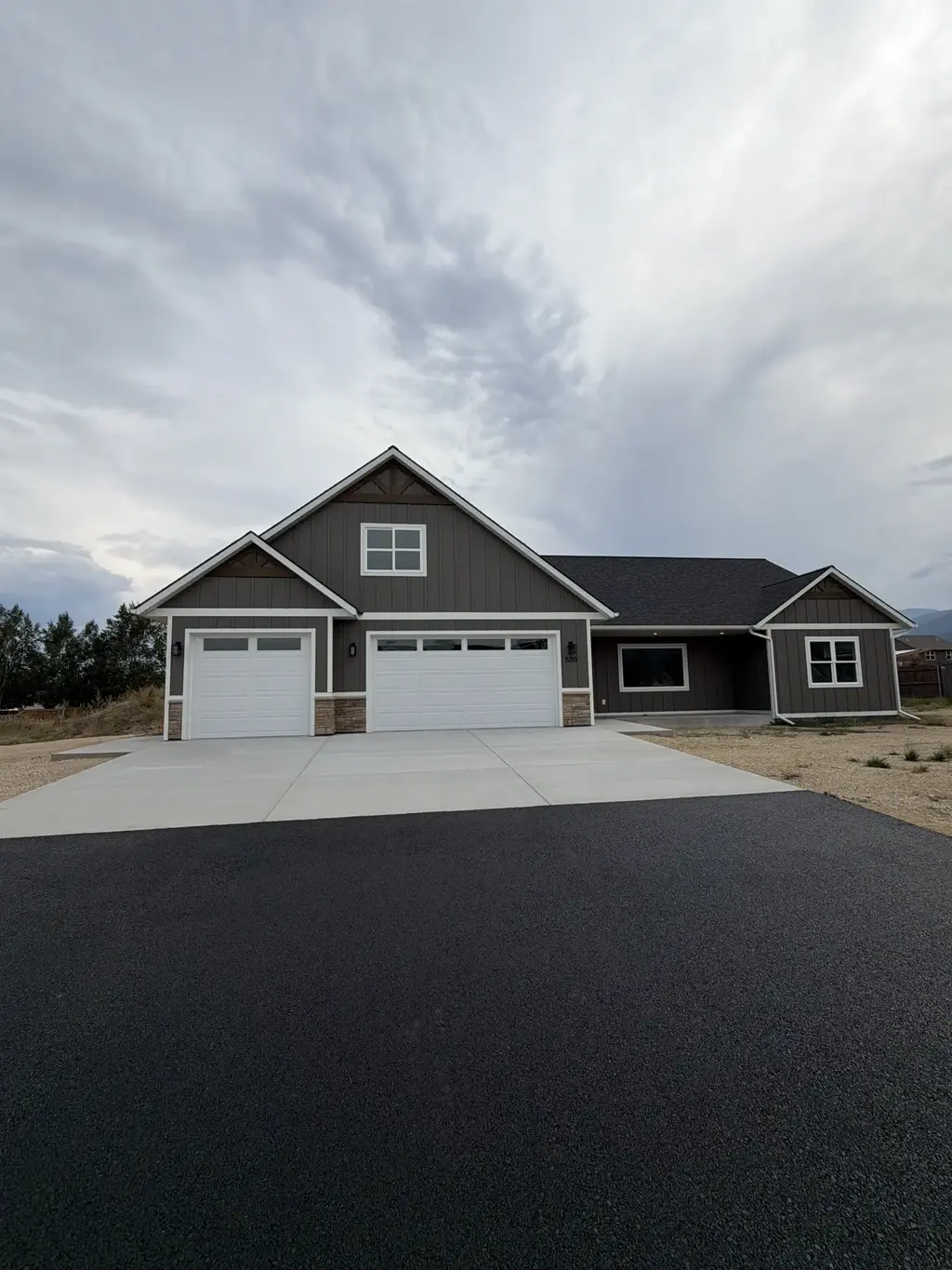 5255 High Meadow Drive, Florence