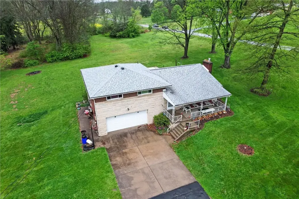 214 South Pike, Buffalo