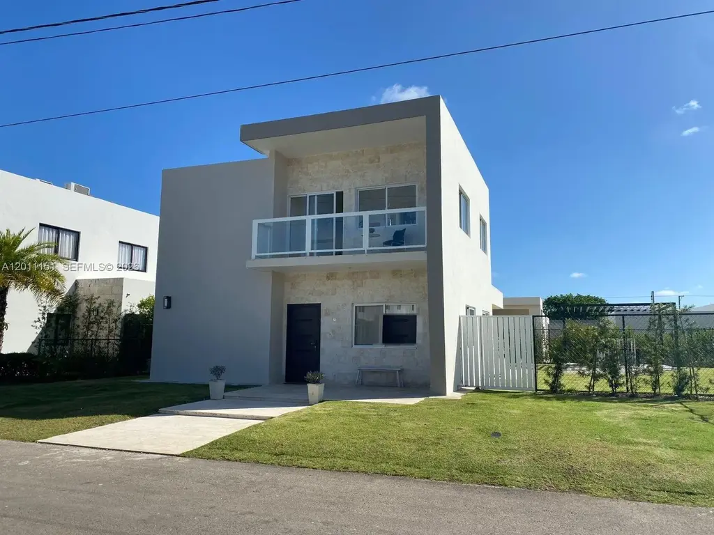 M.71 Ciudad La Palma Dominican Republic, Punta Cana