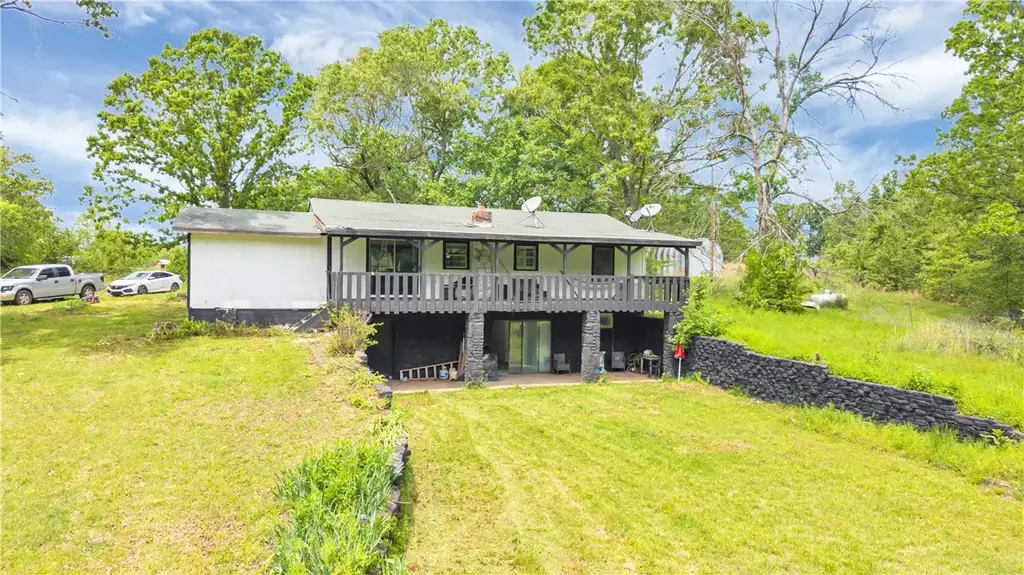 832 Madison 8965 Street, Huntsville