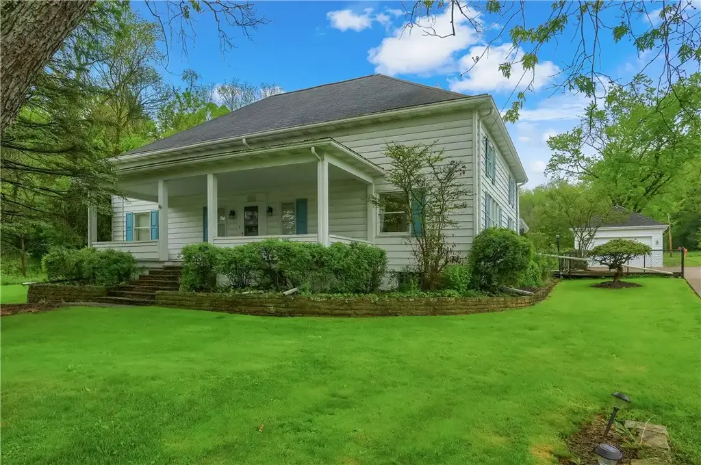 796 Bebout Road, Peters