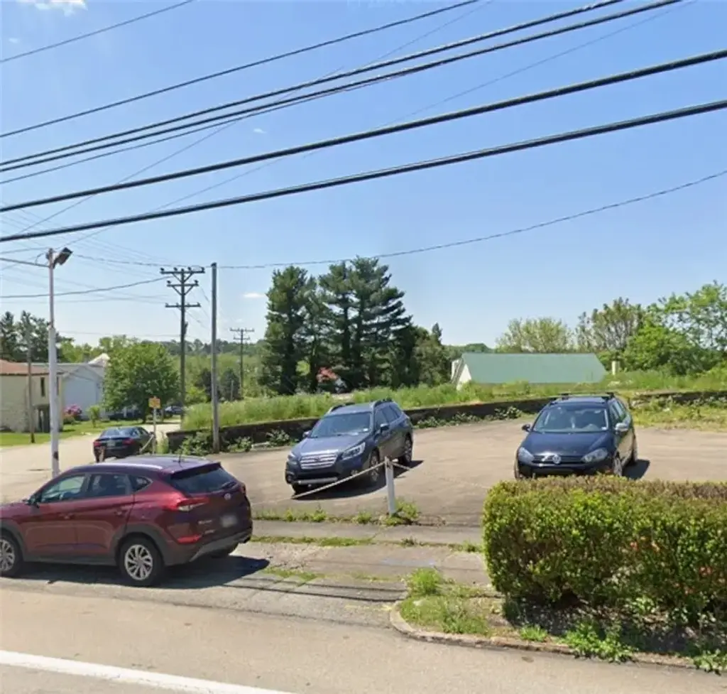 392 Main Street, Uniontown