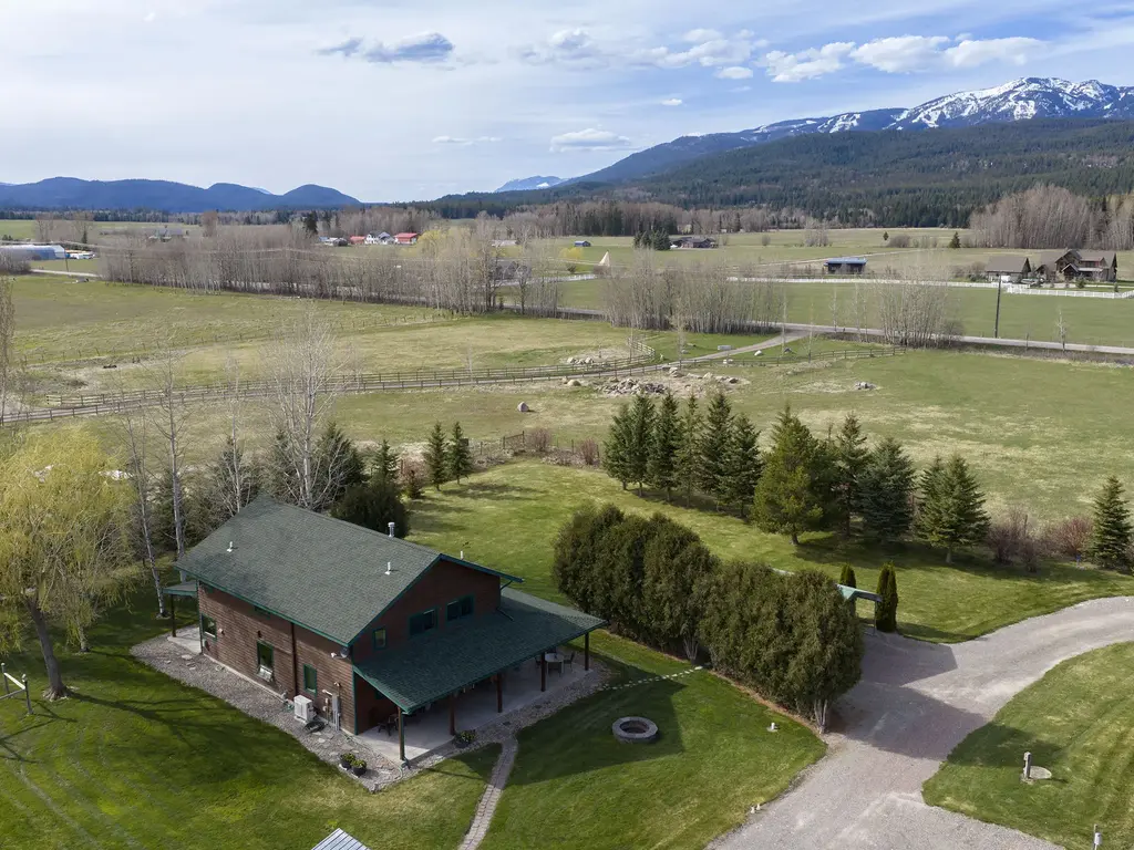 1455 E Edgewood Drive, Whitefish