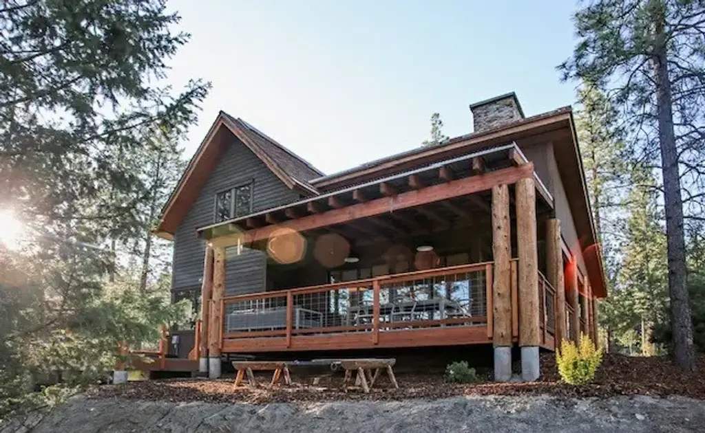 818 Wilderness Club Drive, Eureka