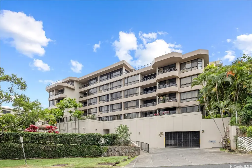 512 Iolani Avenue # 202, Honolulu