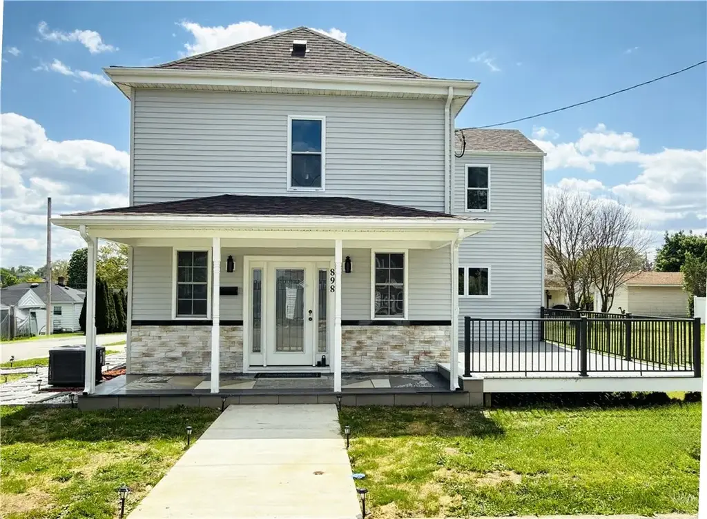 898 Speyer Avenue , Monaca