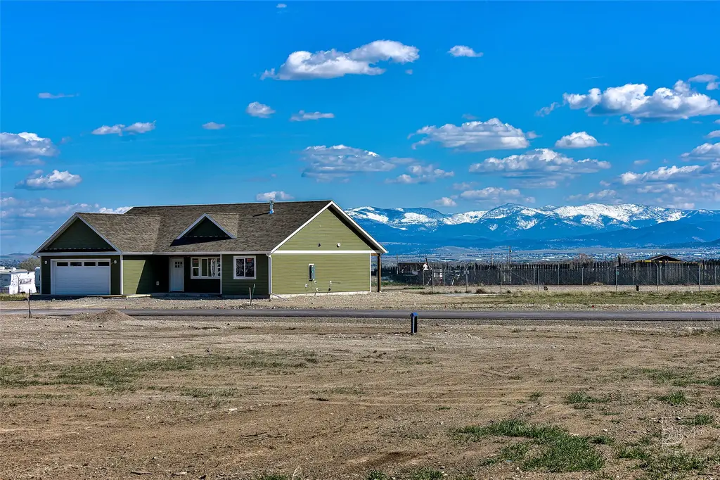 35 Ryder Court, Helena