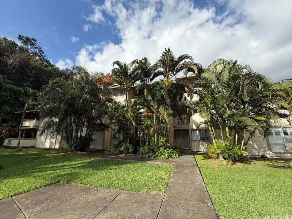 95-510 Wikao Street # M-303, Mililani