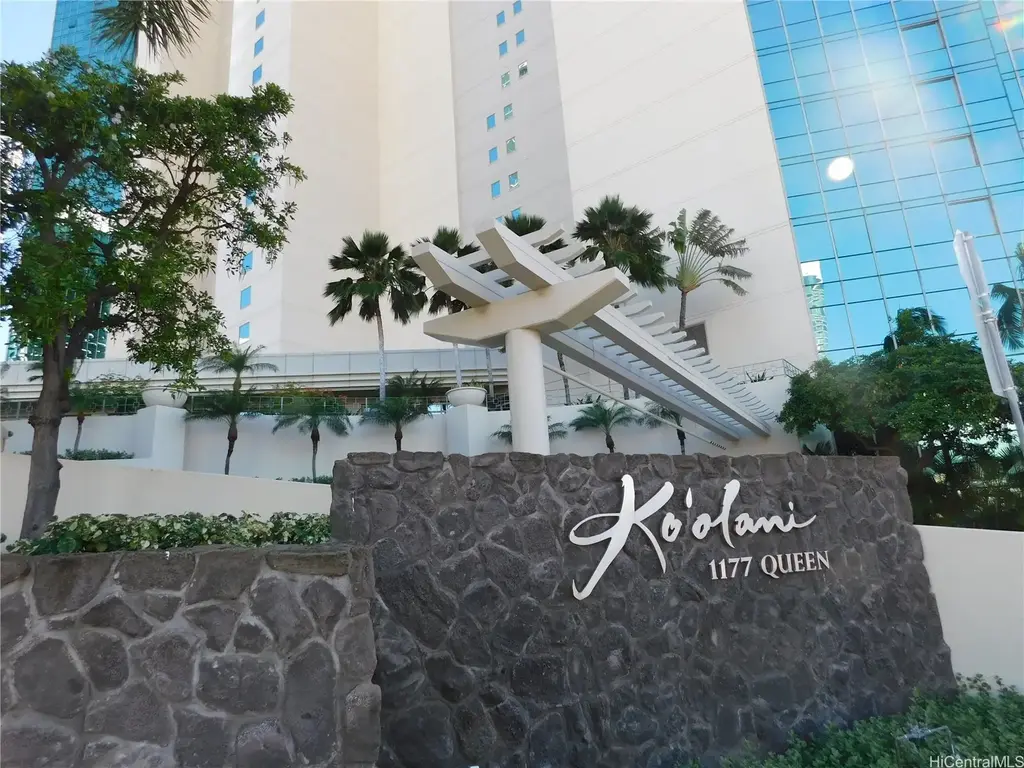(unit #1704) 1177 Queen Street, Honolulu