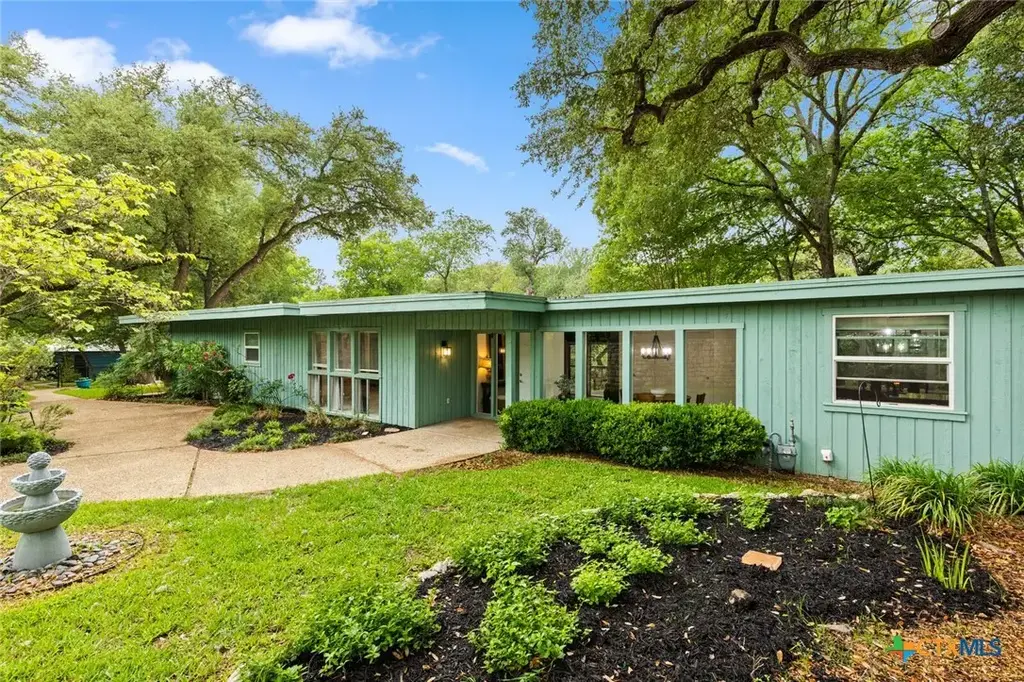 2422 Marlandwood Road, Temple