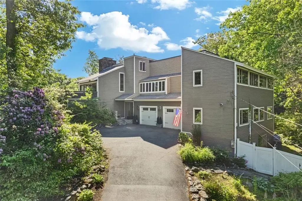 241 Perryville Rd, Rehoboth