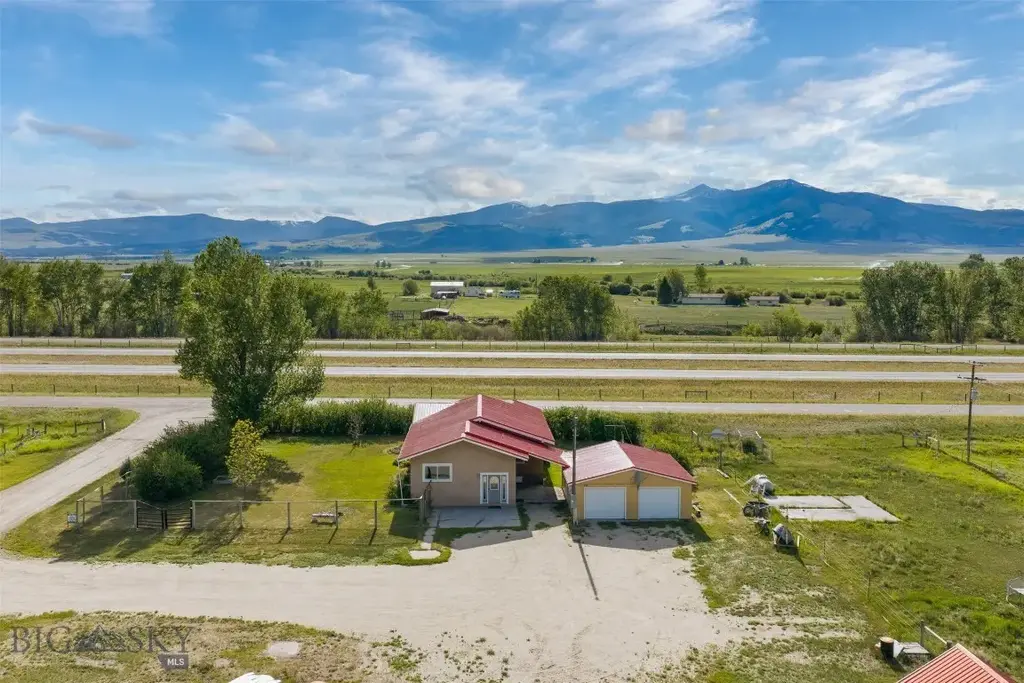 47 Tristan River Lane, Deer Lodge