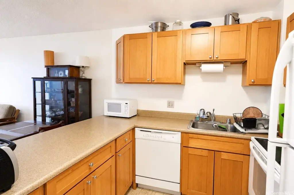 1255 Nuuanu Avenue # E910, Honolulu