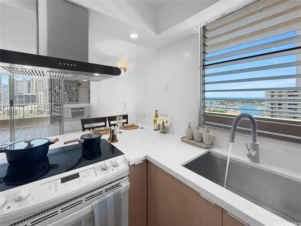 1848 Kahakai Drive # 1508, Honolulu
