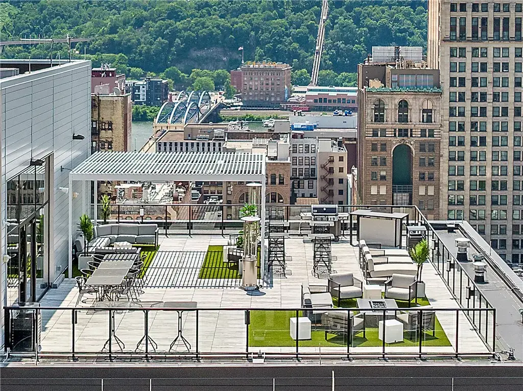 350 Oliver Avenue 909, Downtown Pgh