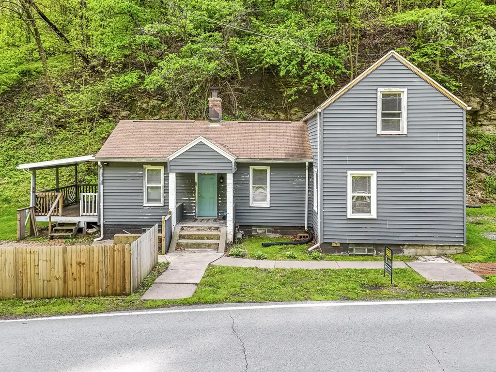 231 Coal Valley Road , Jefferson Hills