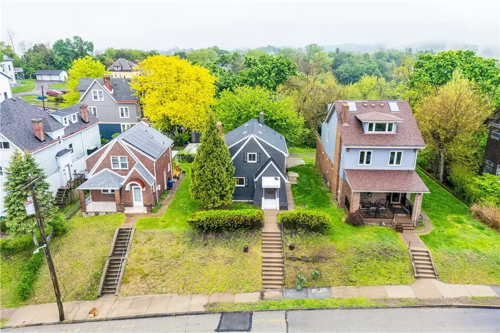 335 Lafayette, Fineview