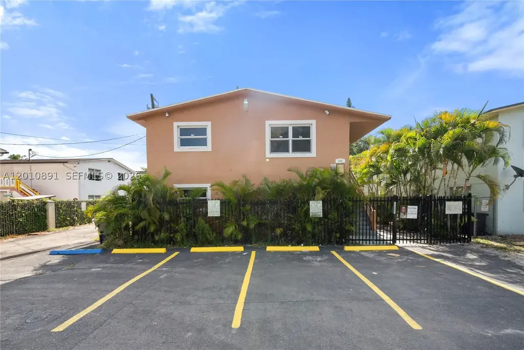 608 Sw 16th Ave, Fort Lauderdale
