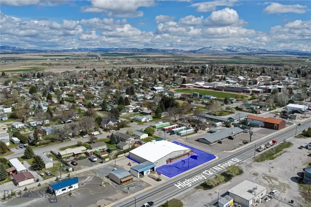 500 N Front Street, Townsend