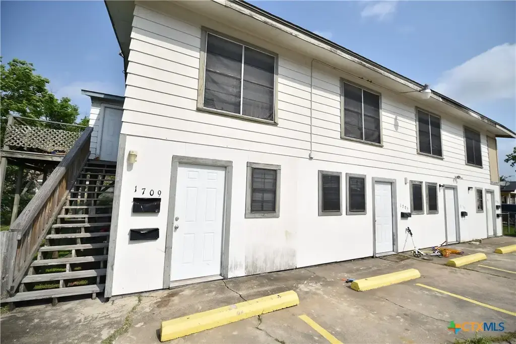 1705 Holloman Drive, Port Lavaca