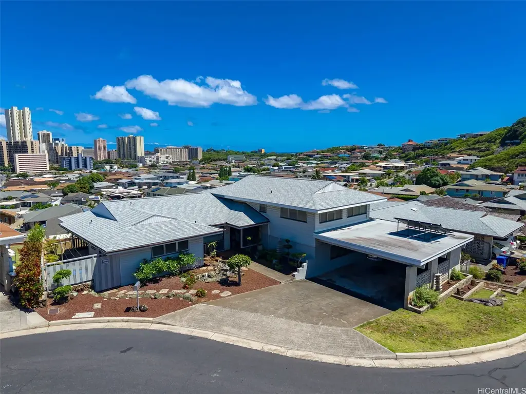 3515 Ala Haukulu Place, Honolulu