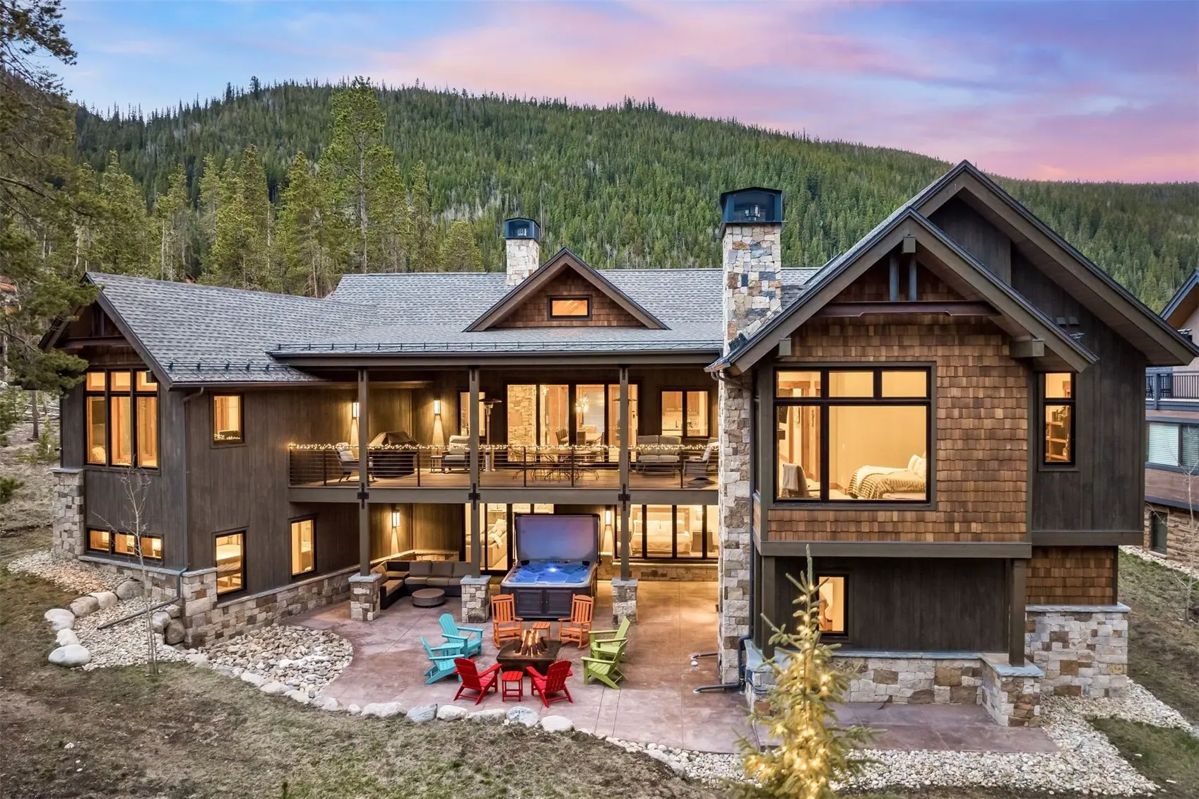 99 Independence Lane, Keystone