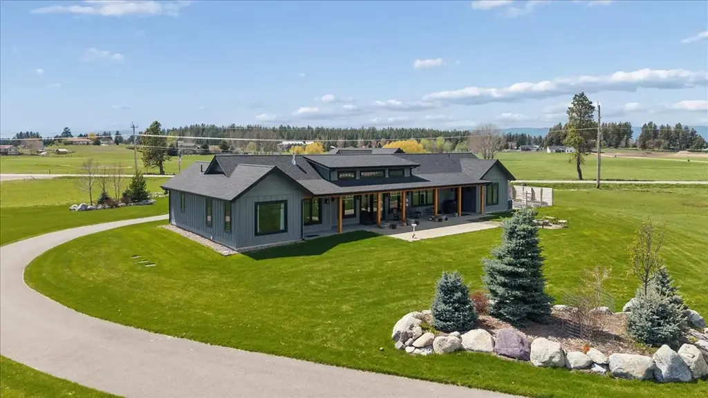 2477 Whitefish Stage, Kalispell