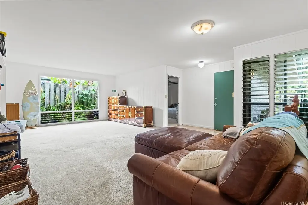 1074 Lunaai Street, Kailua