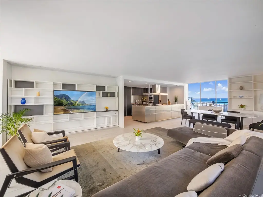 (unit #505) 2969 Kalakaua Avenue, Honolulu