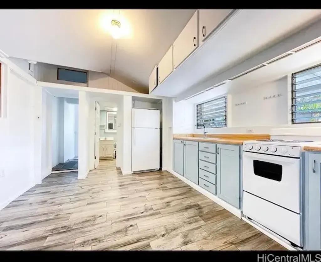 465 N Kainalu Drive # 3, Kailua
