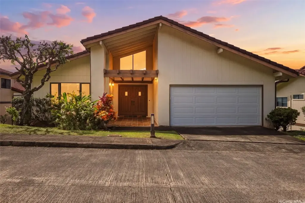 98-1378 Onikiniki Place # 26, Aiea