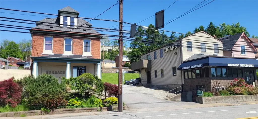213-217 Freeport Road , Blawnox