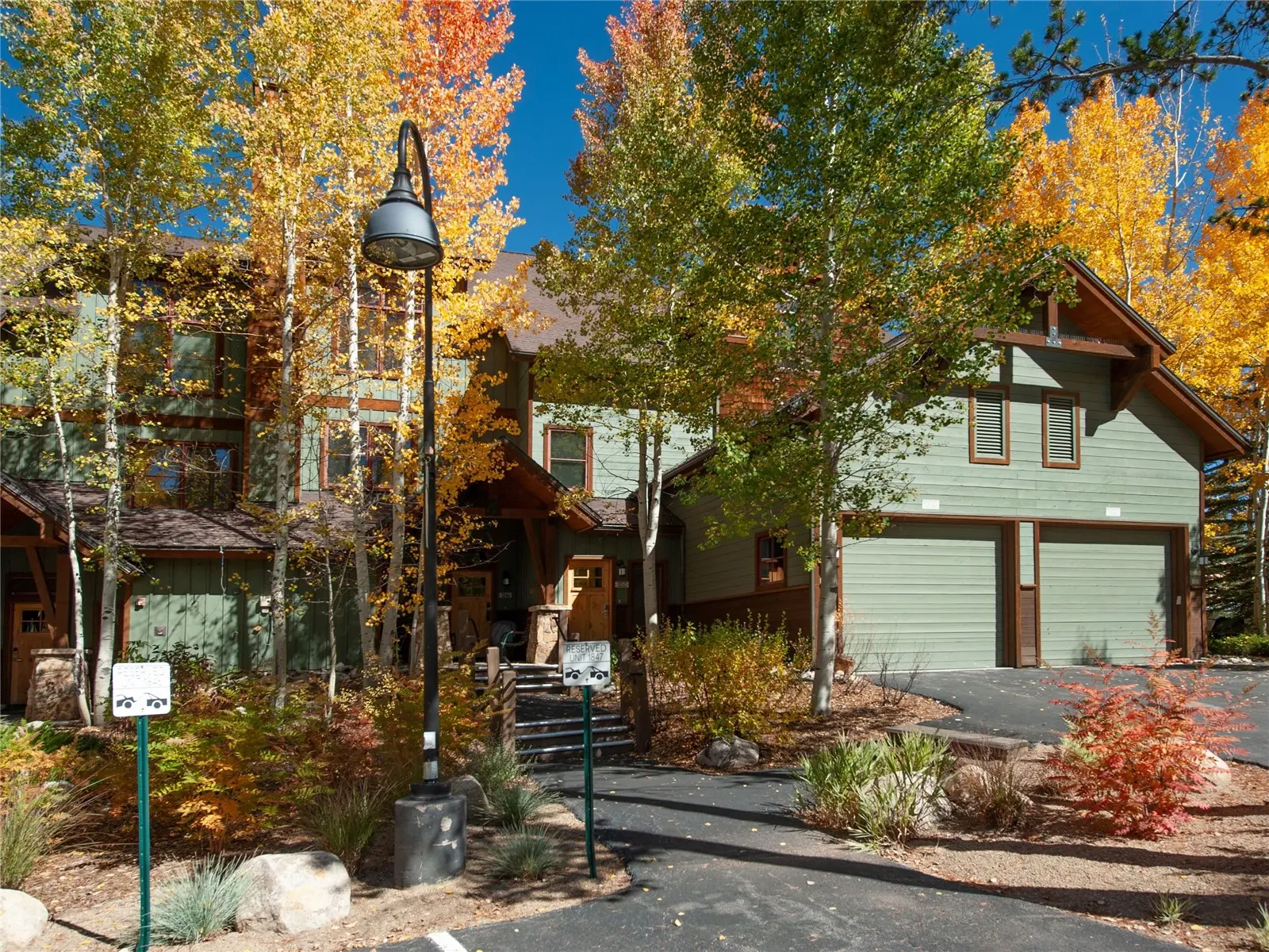 57 Lake Ridge Circle 1850, Keystone