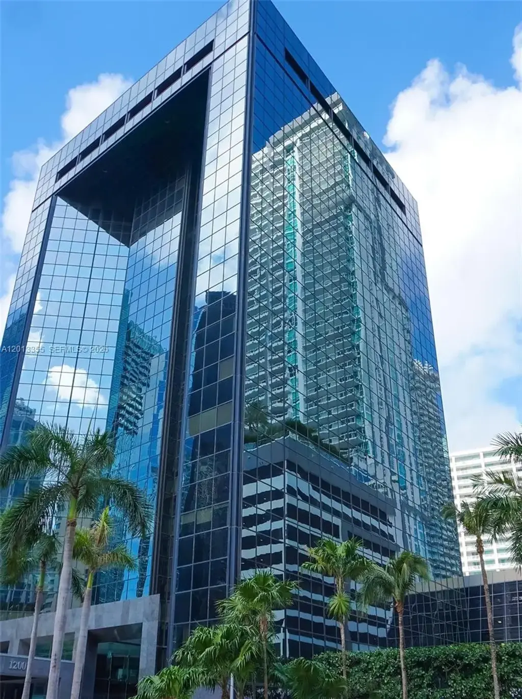 1200 Brickell Ave 505-b, Miami