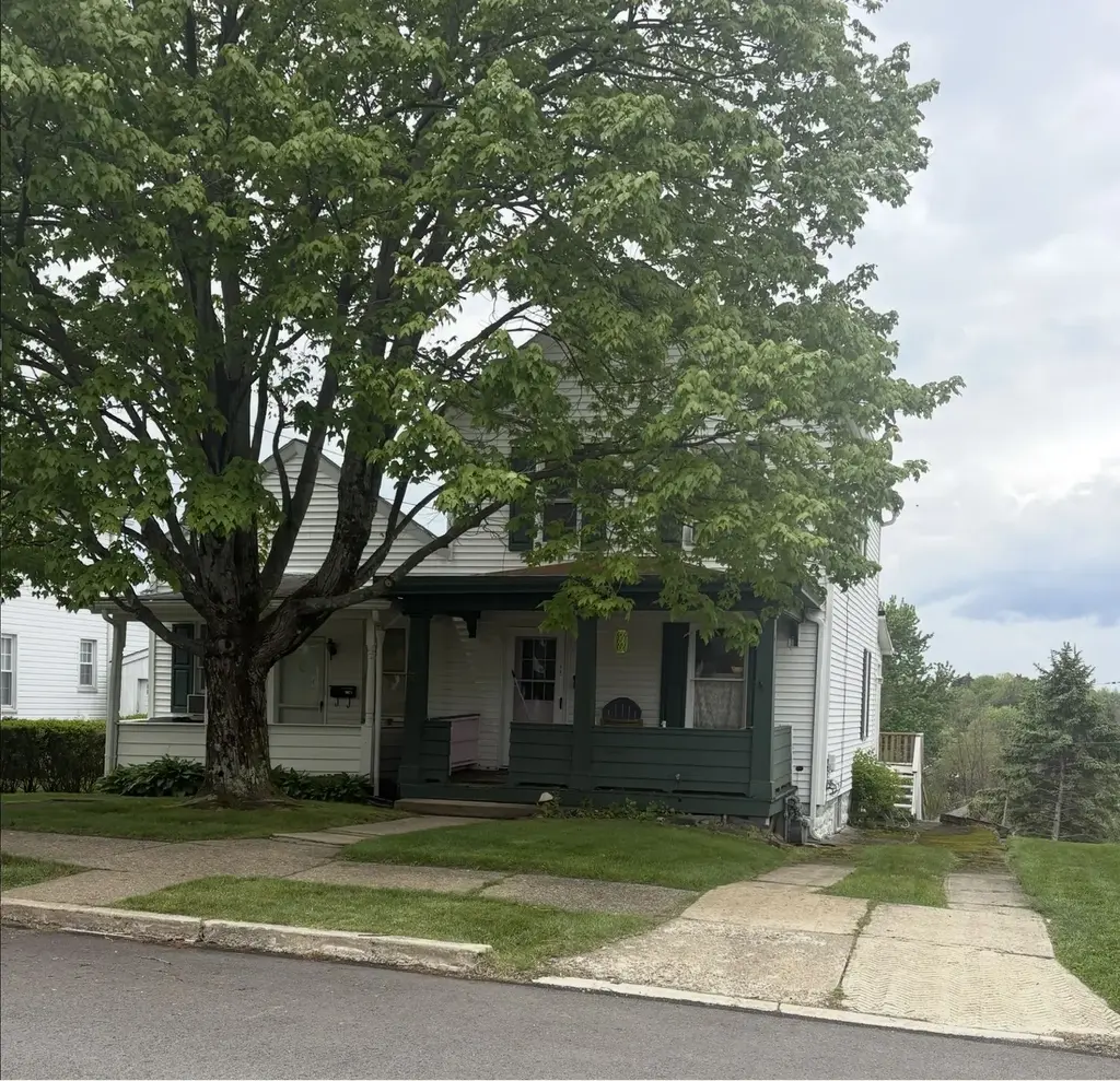 507 & 507 1/2 Michigan Avenue , Jeannette