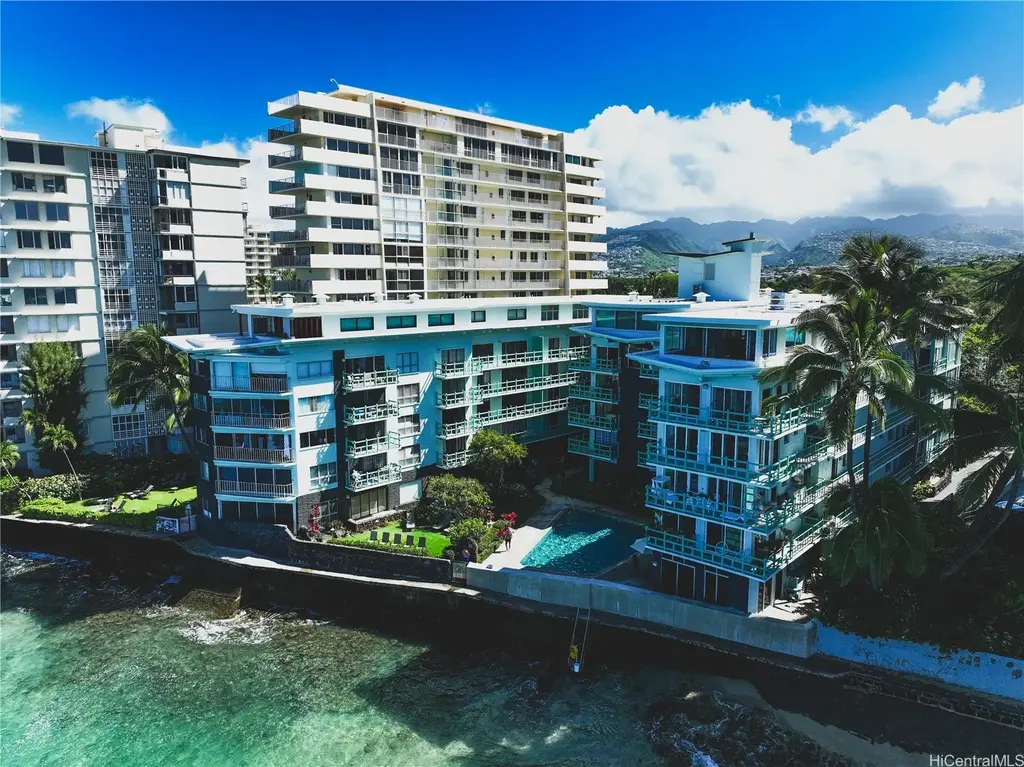 (unit #306) 2957 Kalakaua Avenue, Honolulu