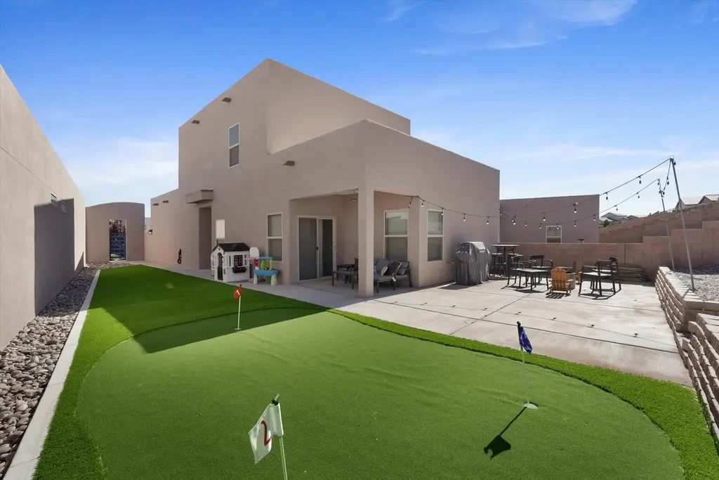 1536 Tierra Verde Loop Nw, Los Lunas
