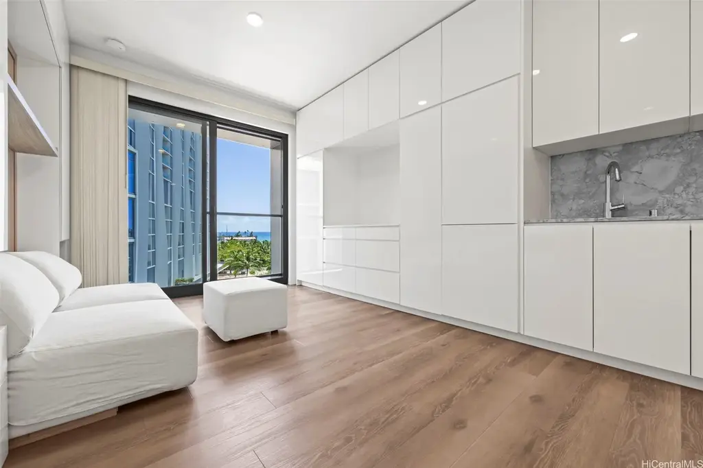 987 Queen Street # 629, Honolulu